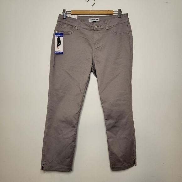 Peter Nygard Pants - Nygard Slim Leg Skinny Crop Pant Size 12